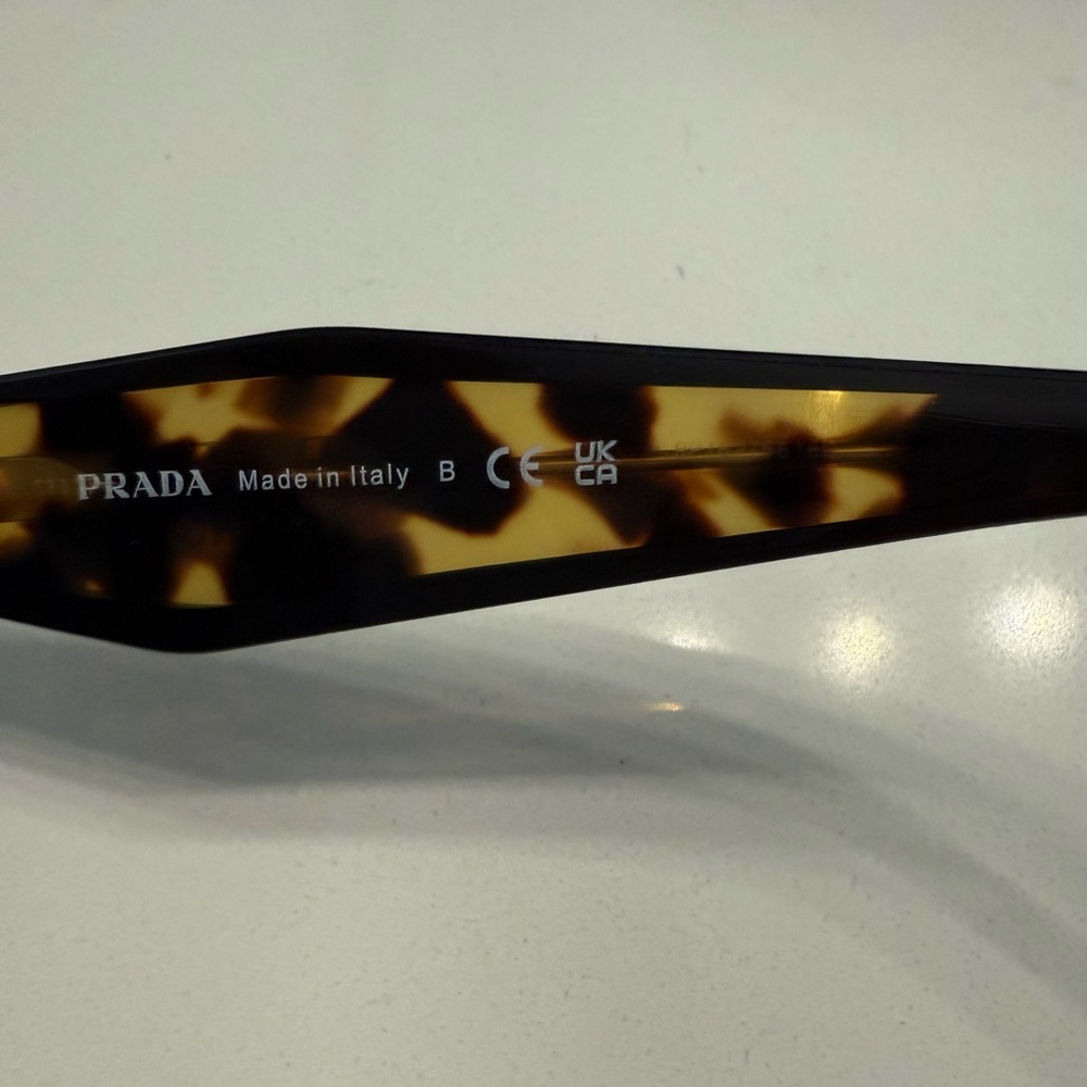 Prada Women's Sunglasses in Black and Tortoise - Picture 7 of 8